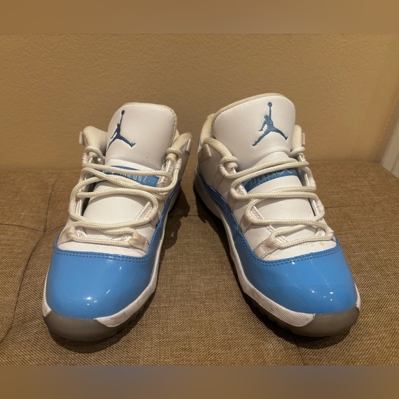 Jordan 11 Retro Low BP Sneakers Size 1 Y (Toddler) - Picture 8 of 8